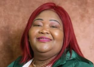 Portrait of Cllr Felicity Olifant