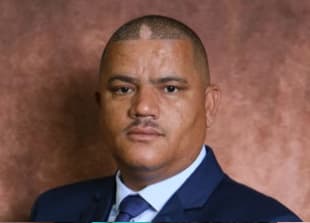 Portrait of Cllr Albie van Zyl